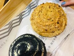 -焙丽拾光(麦凯乐直营店)