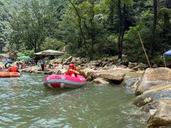 -雅鲁激流探险漂流