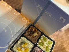 -山与蓝·轻糖鲜果蛋糕(勒泰店)