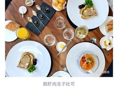 -乐蓬马歇百货公司(Rive Gauche)