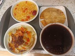 -舌尖尖传统小吃(万达店)