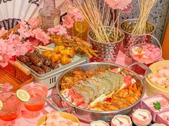 -黄记煌三汁焖锅(新佳丽江汉路店)