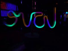 -UP嘻哈酒吧(粉巢店)