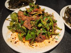 香菜拌牛肉-潇肴江湖(宝龙城市广场店)