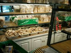 面包甜点陈列柜-吉美诺烘焙(公园北路店)