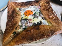 鸡蛋蘑菇熏肉荞麦可丽饼-RAC BAR(安福路店)