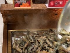 -山焱·炭火自助烤肉(周浦万达店)