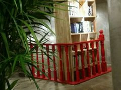 -HIGH FIVE哈福手工汉堡(桂林路店)