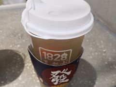 -1828王老吉·草本新茶(珠江新城地铁站店)