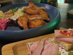 -Famous肥猫墨西哥音乐餐吧(五棵松华熙LIVE店)