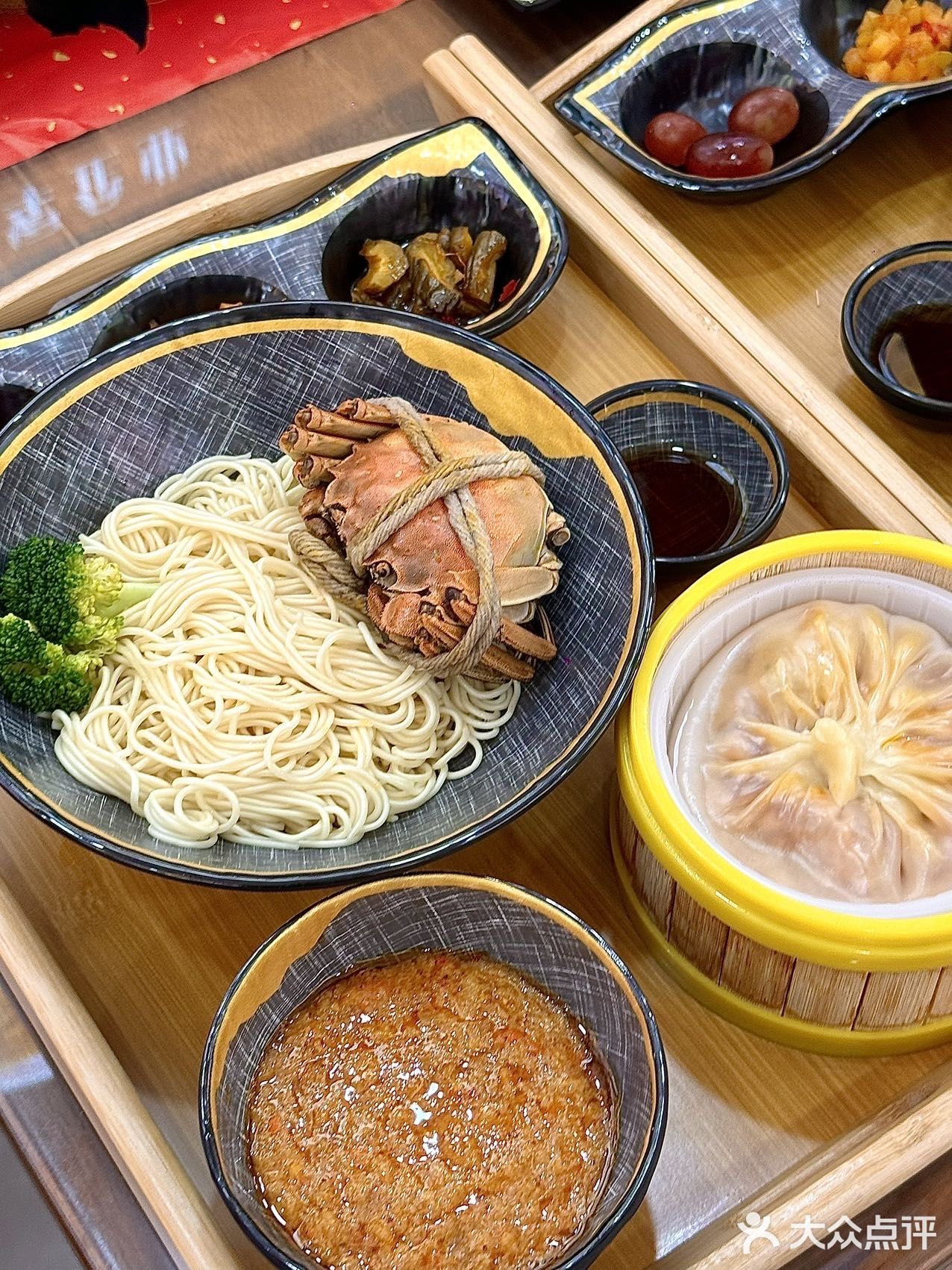 在北京！吃到念念不忘的蟹黄拌面🍜