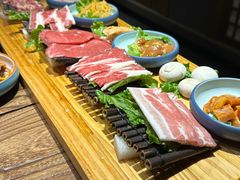 -明洞阿姨·韩式酱蟹烤肉·创意料理(三元桥店)