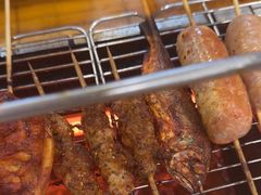 -哈尔滨小酒馆·鲜肉现穿自助烧烤(康新花园店)