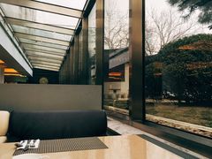 -亮马河饭店翠雅咖啡厅