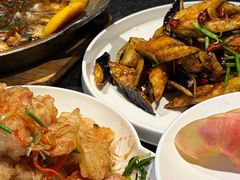 -五谷丰登农家院·地道胶东菜·海鲜烧烤(威海店)
