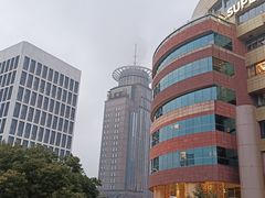 -陆家嘴空中步行连廊