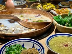 -洱火云南酸菜牛肉火锅(石景山当代商城店)