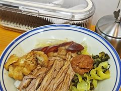 -明姨仔潮汕美食·碳炉猪脚·汕尾牛腩饭·起片鸡煲(起义路店)