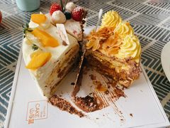 -山与蓝·轻糖鲜果蛋糕(勒泰店)