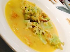 -品悦酒店(三林古镇店)