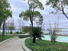 -滴水湖
