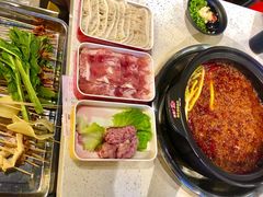 折耳根牛肉-钢管厂歆瑞源油卤串串香(春熙路太古里店)