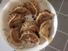 -何太太馄饨面铺(大浒东苑店)