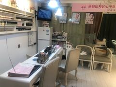 -MiuMiu日式美甲美睫工作室