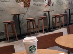 大堂-星巴克(广州百信广场东区店)