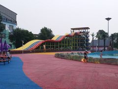 -沈阳龙润夏宫温泉水乐园