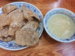 老北京炸灌肠-门框胡同百年卤煮(新街口店)