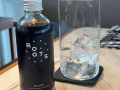 -ROAST coffee & eatery