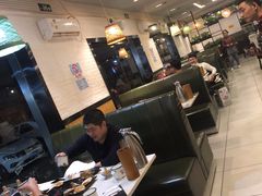 大堂-蚝太郎 • 海鲜烧烤(建国路创始店)