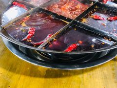 -正南齊北重庆老火锅(光华村直营店)