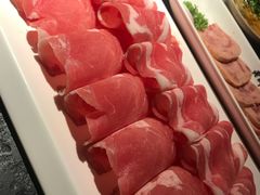 -老牌坊云南鱼豆花火锅(哈西万达店)