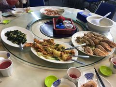 -量贩海鲜餐厅