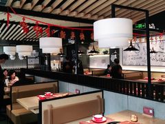 大堂-山城外·非遗酸菜鱼(蜀都万达店)