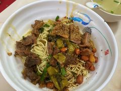 -阿阳牛腩腌面店
