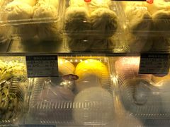 -白玉兰食品甜凤店(合生汇店)