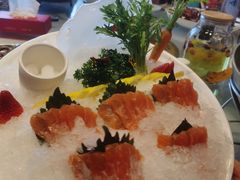 三文鱼刺身-巴渝菜舍曾氏麻辣风(霸州店)