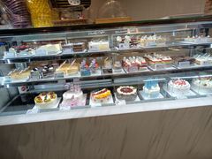 -85度C(生甜甜圈研究工坊·上海平凉店)