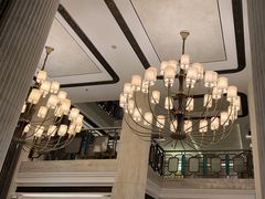 -浅深(世茂滨江精品店)