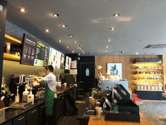 -星巴克(宁波东门银泰店)