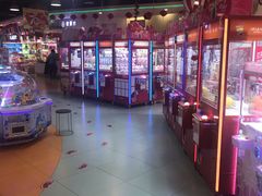-爱玩嘉年华(龙湖源著天街店)
