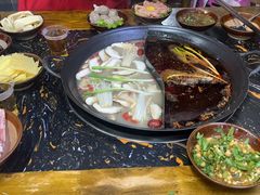-乖嬢嬢重庆老火锅(南联店)
