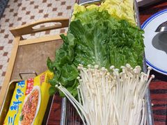 -沙胆彪炭炉牛杂煲(上海日月光广场店)