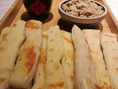 虾酱卷子-渔民船说·北塘海鲜·天津菜·海肠捞饭(北塘古镇店)