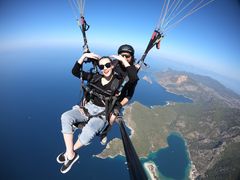 -费特希耶滑翔伞