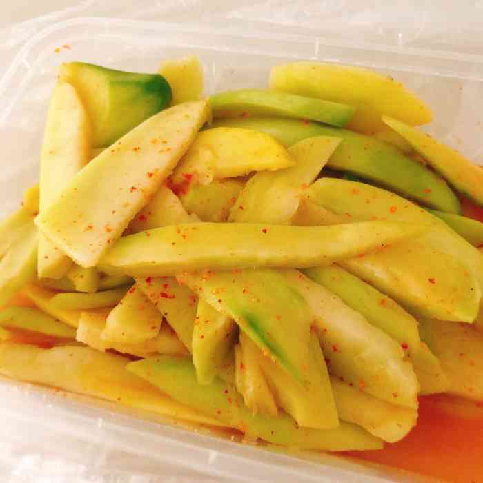打分 是在外地没有的芒果酸料,甜甜辣辣酸爽!这家的很好吃!