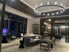 -瑰丽酒店·海吧·天际下午茶·现场DJ·天台酒吧